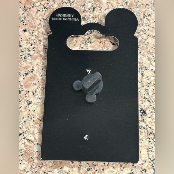 Disney Bambi Slipping on Ice-Bambi Snow Day - Picture 2 of 3